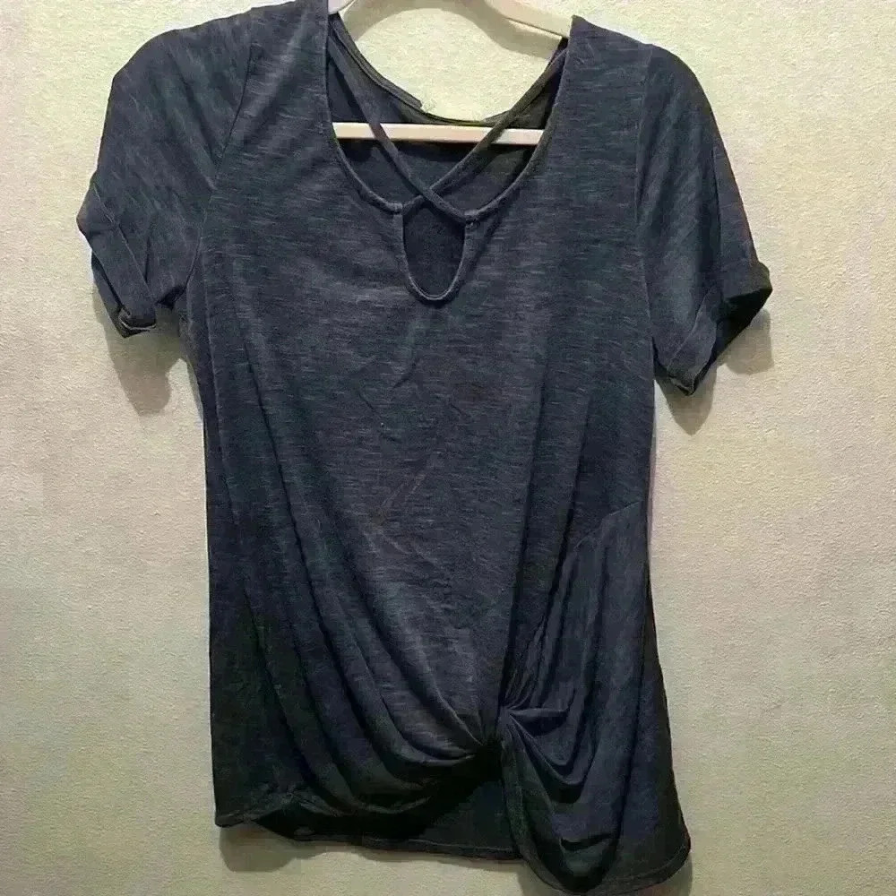 Women’s Twenty Second Blue Tee S